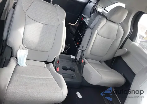 2024 Toyota Sienna Le z USA, uszkodzony, nr VIN 5TDBRKEC0RS189725